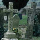 К чему снится кладбище и покойники